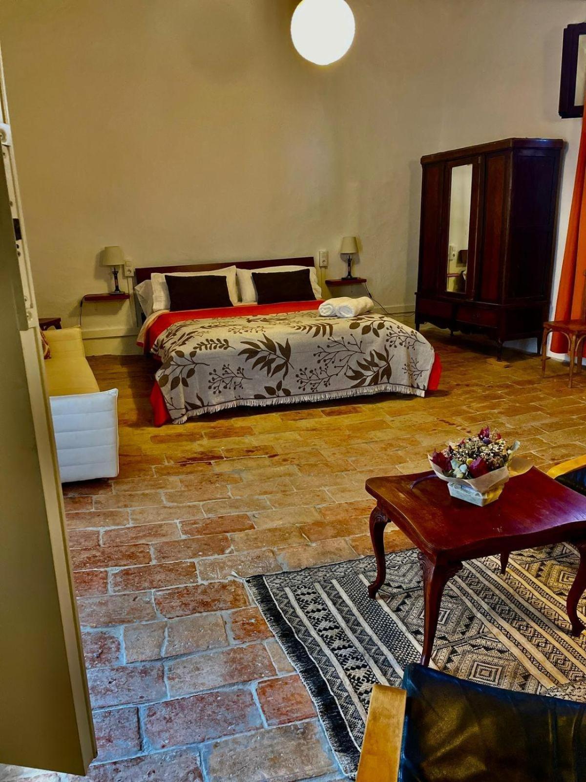La Casa Magica Hostel Villatuerta Bagian luar foto