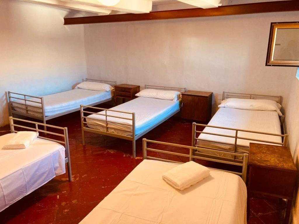 La Casa Magica Hostel Villatuerta Bagian luar foto