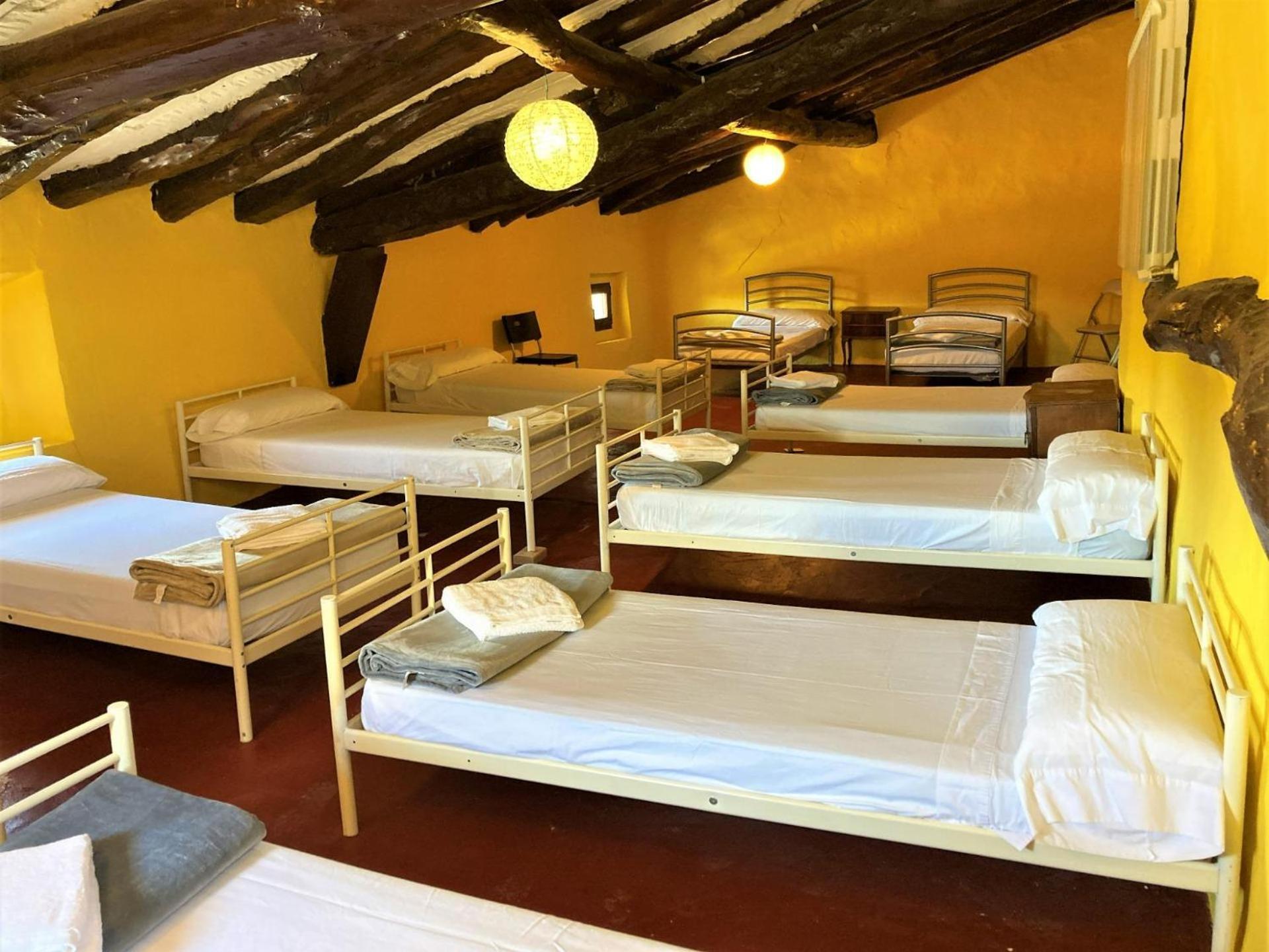 La Casa Magica Hostel Villatuerta Bagian luar foto